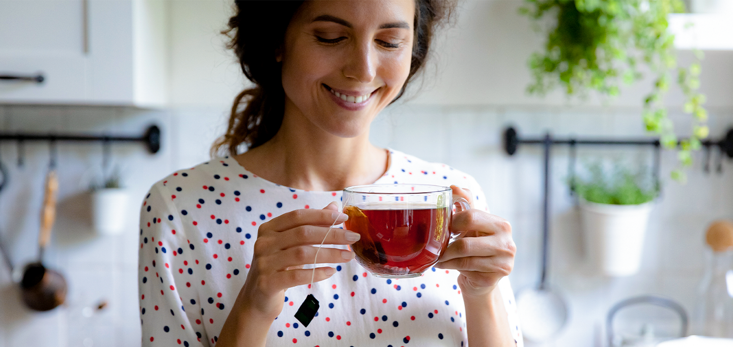 Benefícios do chá: como as ervas podem auxiliar na sua saúde